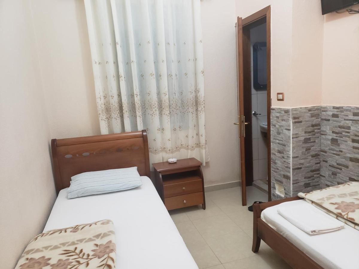 Guest House Kocollari Gjirokastër Eksteriør billede